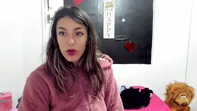 Snapshot of queen-natty chatting on 03-14-25, 01:35 queen-natty online show from 03-14-25, 01:35