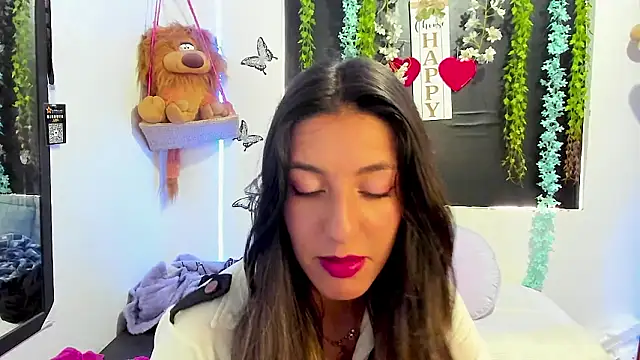 Snapshot of queen-natty chatting on 02-20-26, 02:28 queen-natty online show from 02-20-26, 02:28