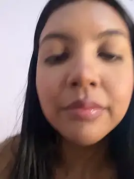 nicole fisherr online show from 05-18-26, 04:07