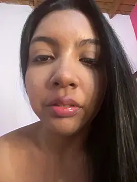 nicole fisherr online show from 05-20-26, 03:34