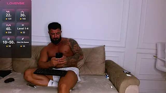 UrsuKing online show from 12-28-24, 11:26