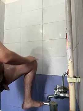 Snapshot of Rahulroy96 chatting on 01-18-26, 03:54 Rahulroy96 online show from 01-18-26, 03:54