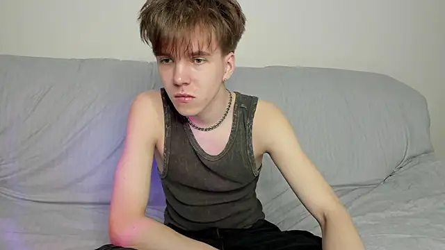 Snapshot of braxiboy chatting on 12-14-24, 09:40 braxiboy online show from 12-14-24, 09:40