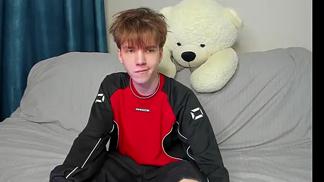 Snapshot of braxiboy chatting on 12-22-24, 11:11 braxiboy online show from 12-22-24, 11:11