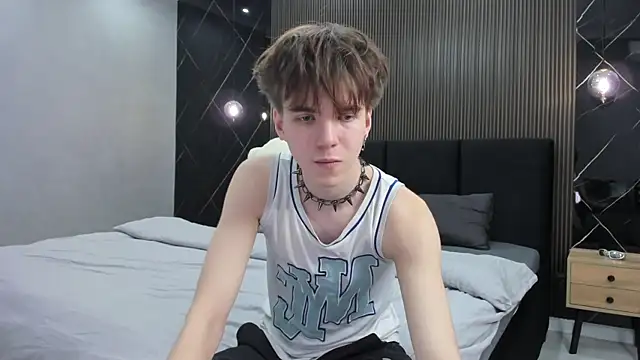 Snapshot of braxiboy chatting on 12-26-24, 09:55 braxiboy online show from 12-26-24, 09:55