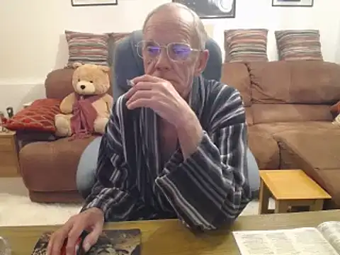 Snapshot of Ferret7777 chatting on 04-23-26, 12:34 Ferret7777 online show from 04-23-26, 12:34