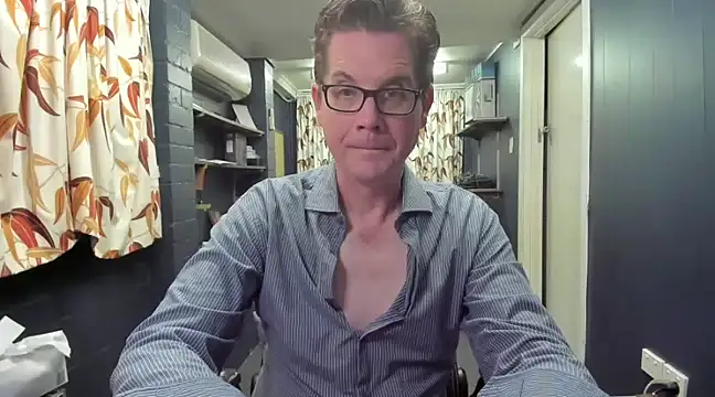 tilobinder online show from 12-06-24, 03:33