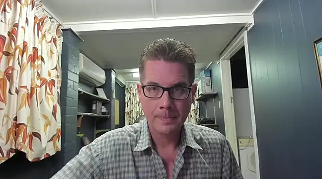 tilobinder online show from 12-20-24, 01:54