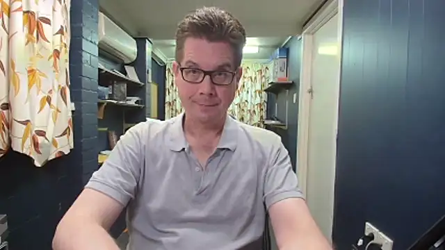 tilobinder online show from 10-18-25, 01:56