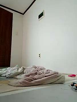 hello098712 online show from 10-24-25, 09:28