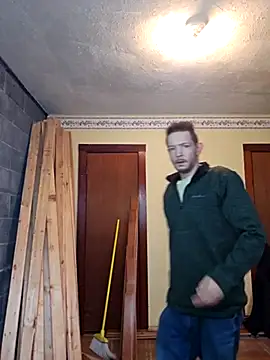 Snapshot of MasterForgedRayy chatting on 02-14-25, 12:41 MasterForgedRayy online show from 02-14-25, 12:41