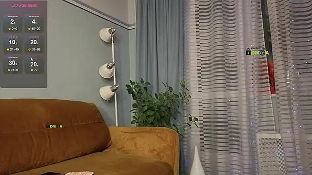 Snapshot of Your_dream_Alice chatting on 03-07-25, 07:05 Your dream Alice online show from 03-07-25, 07:05