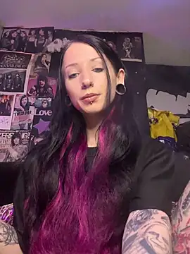 MissMidnightUK online show from 02-26-26, 11:59