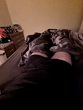 Snapshot of realityyshowww chatting on 12-10-24, 05:33 realityyshowww online show from 12-10-24, 05:33