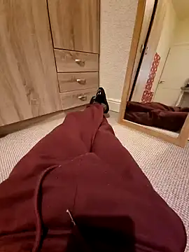 Snapshot of realityyshowww chatting on 12-18-24, 06:03 realityyshowww online show from 12-18-24, 06:03