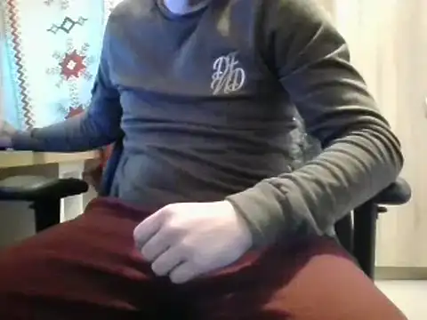 Snapshot of realityyshowww chatting on 01-08-25, 03:07 realityyshowww online show from 01-08-25, 03:07