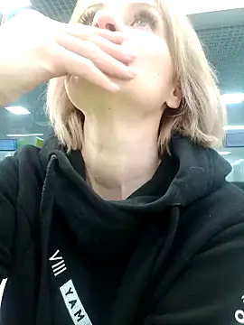 Milen Milf online show from 12-13-24, 01:33