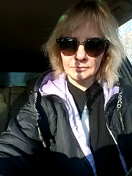 Milen Milf online show from 03-03-25, 10:49