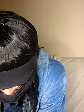 Snapshot of lolimirass24 chatting on 12-19-24, 03:51 lolimirass24 online show from 12-19-24, 03:51