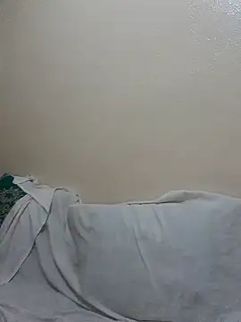 Snapshot of lolimirass24 chatting on 12-21-24, 06:44 lolimirass24 online show from 12-21-24, 06:44