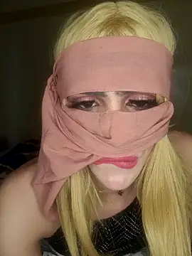 Snapshot of lolimirass24 chatting on 12-26-24, 02:44 lolimirass24 online show from 12-26-24, 02:44