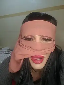 Snapshot of lolimirass24 chatting on 12-29-24, 01:45 lolimirass24 online show from 12-29-24, 01:45