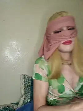 Snapshot of lolimirass24 chatting on 01-20-25, 10:04 lolimirass24 online show from 01-20-25, 10:04