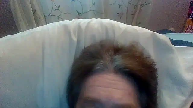 Snapshot of frankie7inch chatting on 05-21-26, 04:47 frankie7inch online show from 05-21-26, 04:47