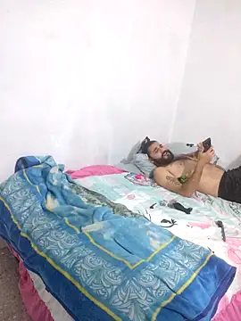 iDogrose21 online show from 11-22-25, 02:43