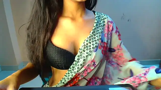 Snapshot of Chandani-Love chatting on 05-03-26, 03:56 Chandani-Love online show from 05-03-26, 03:56
