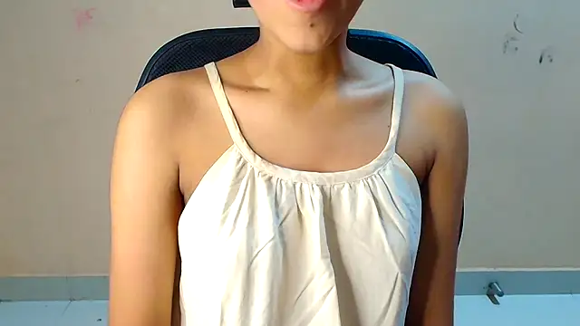 Snapshot of Chandani-Love chatting on 07-11-26, 10:11 Chandani-Love online show from 07-11-26, 10:11