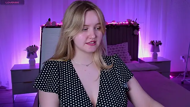 KellyPoter online show from 06-04-26, 07:25