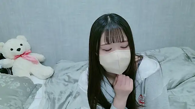 Snapshot of -SHIZUKU- chatting on 02-14-25, 02:23 -SHIZUKU- online show from 02-14-25, 02:23