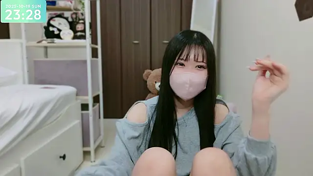 Snapshot of -SHIZUKU- chatting on 10-19-25, 02:29 -SHIZUKU- online show from 10-19-25, 02:29