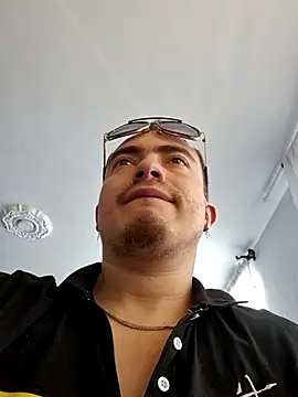 dragon1006 online show from 10-19-25, 09:04