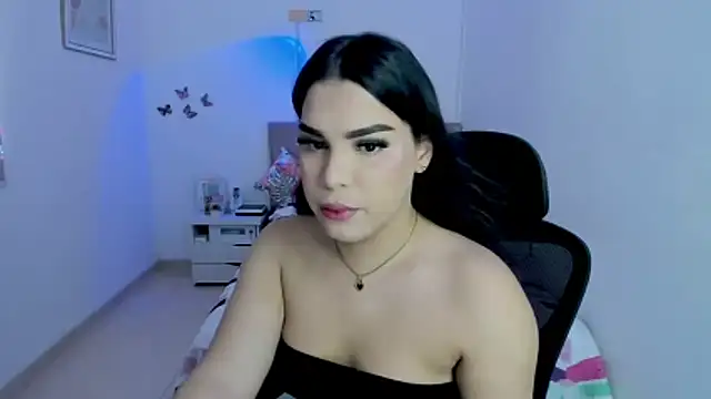 Snapshot of linda_zaam83866 chatting on 10-27-25, 05:50 linda zaam83866 online show from 10-27-25, 05:50