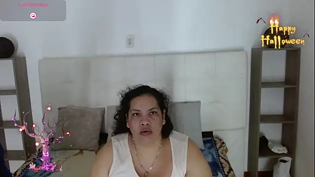 Candy and Jh0n online show from 10-29-25, 03:20