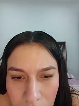 CorinaSmith28 online show from 06-09-26, 10:21