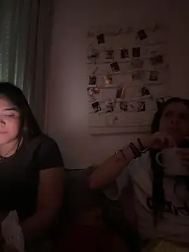 daniniescobarr online show from 03-21-26, 05:16
