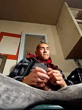 Snapshot of Pumpndeep chatting on 01-27-25, 08:40 Pumpndeep online show from 01-27-25, 08:40