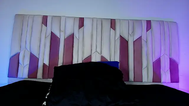 mia stanfort online show from 11-06-25, 07:15