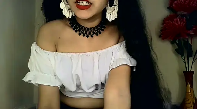 Snapshot of SUZY_FROMUS chatting on 01-12-25, 03:14 SUZY FROMUS online show from 01-12-25, 03:14