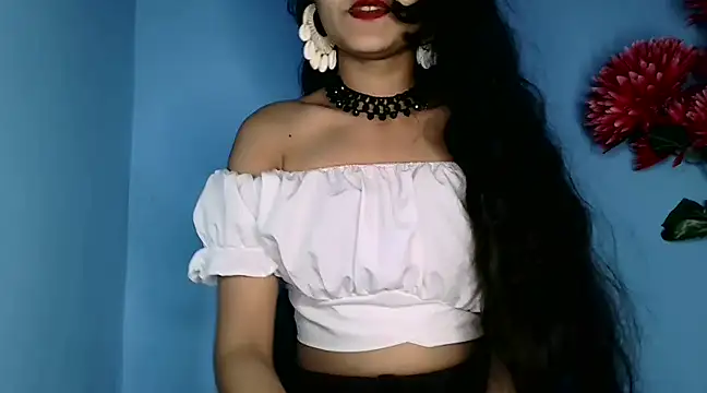 Snapshot of SUZY_FROMUS chatting on 01-12-25, 06:27 SUZY FROMUS online show from 01-12-25, 06:27