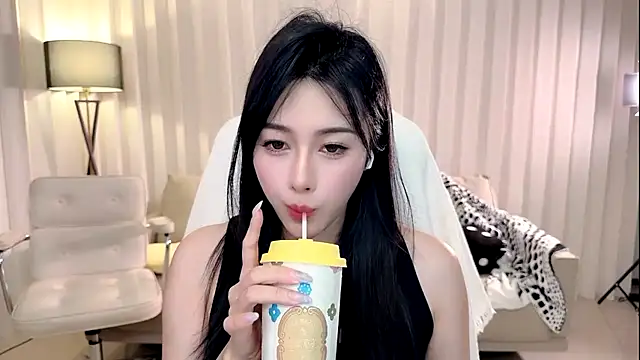 K-moumou online show from 09-26-25, 03:27