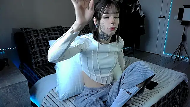 Snapshot of Tanya_M chatting on 01-16-25, 10:10 Tanya M online show from 01-16-25, 10:10