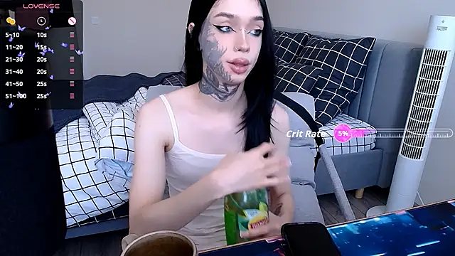 Snapshot of Tanya_M chatting on 10-04-25, 07:50 Tanya M online show from 10-04-25, 07:50
