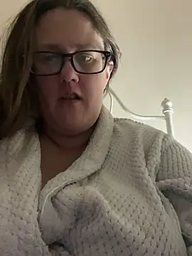 Snapshot of Foxy_Evie40XO chatting on 12-07-24, 11:23 Foxy Evie40XO online show from 12-07-24, 11:23