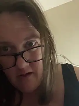 Snapshot of Foxy_Evie40XO chatting on 12-10-24, 10:17 Foxy Evie40XO online show from 12-10-24, 10:17