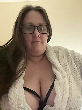 Snapshot of Foxy_Evie40XO chatting on 12-14-24, 05:36 Foxy Evie40XO online show from 12-14-24, 05:36