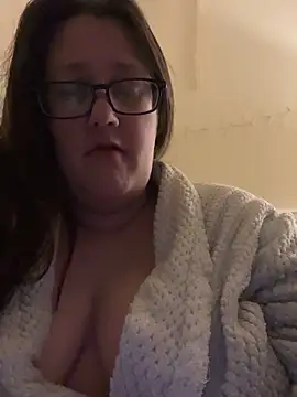 Snapshot of Foxy_Evie40XO chatting on 12-21-24, 07:03 Foxy Evie40XO online show from 12-21-24, 07:03